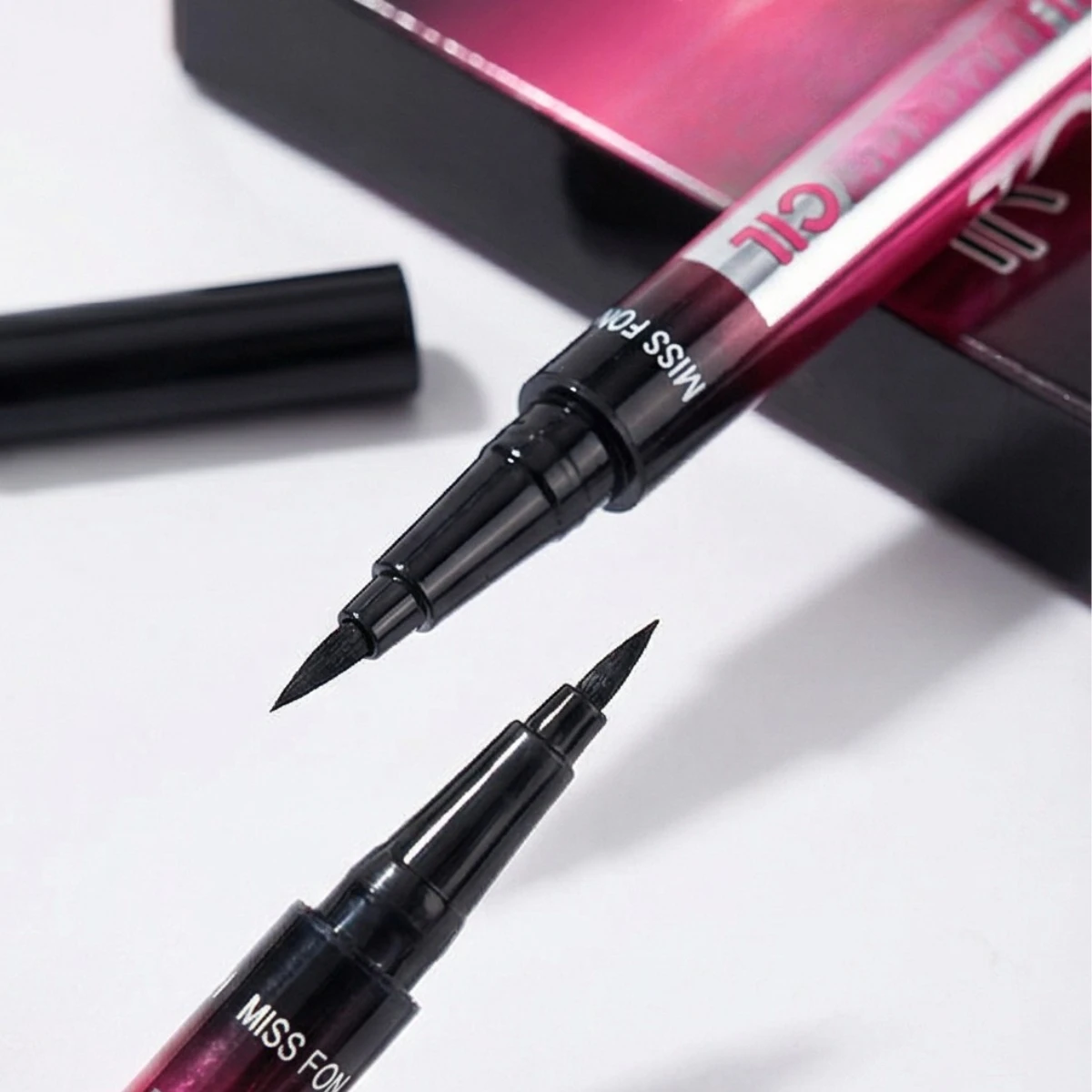 12 Delineadores para Ojos Lápiz de Cejas 12 Delineadores para Ojos Lápiz de Cejas